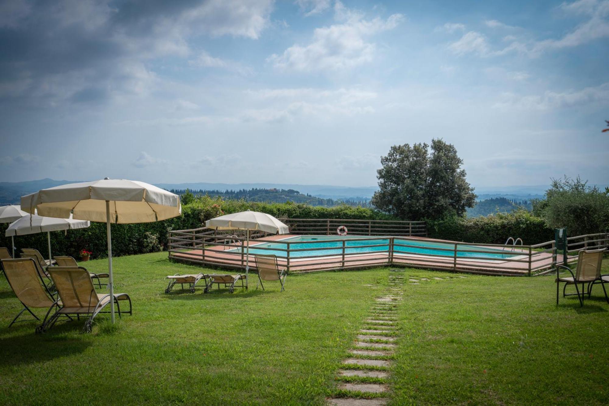 Santo Pietro Resort San Gimignano Exterior foto